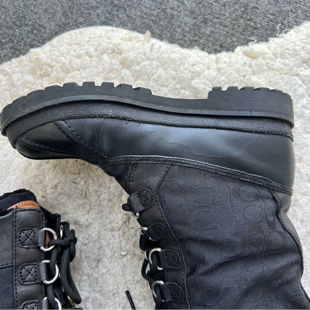 COACH Laura Black Signature Leather/Rubber Silver Hardwear Boots Lace Up Size 7 - Picture 6 of 16
